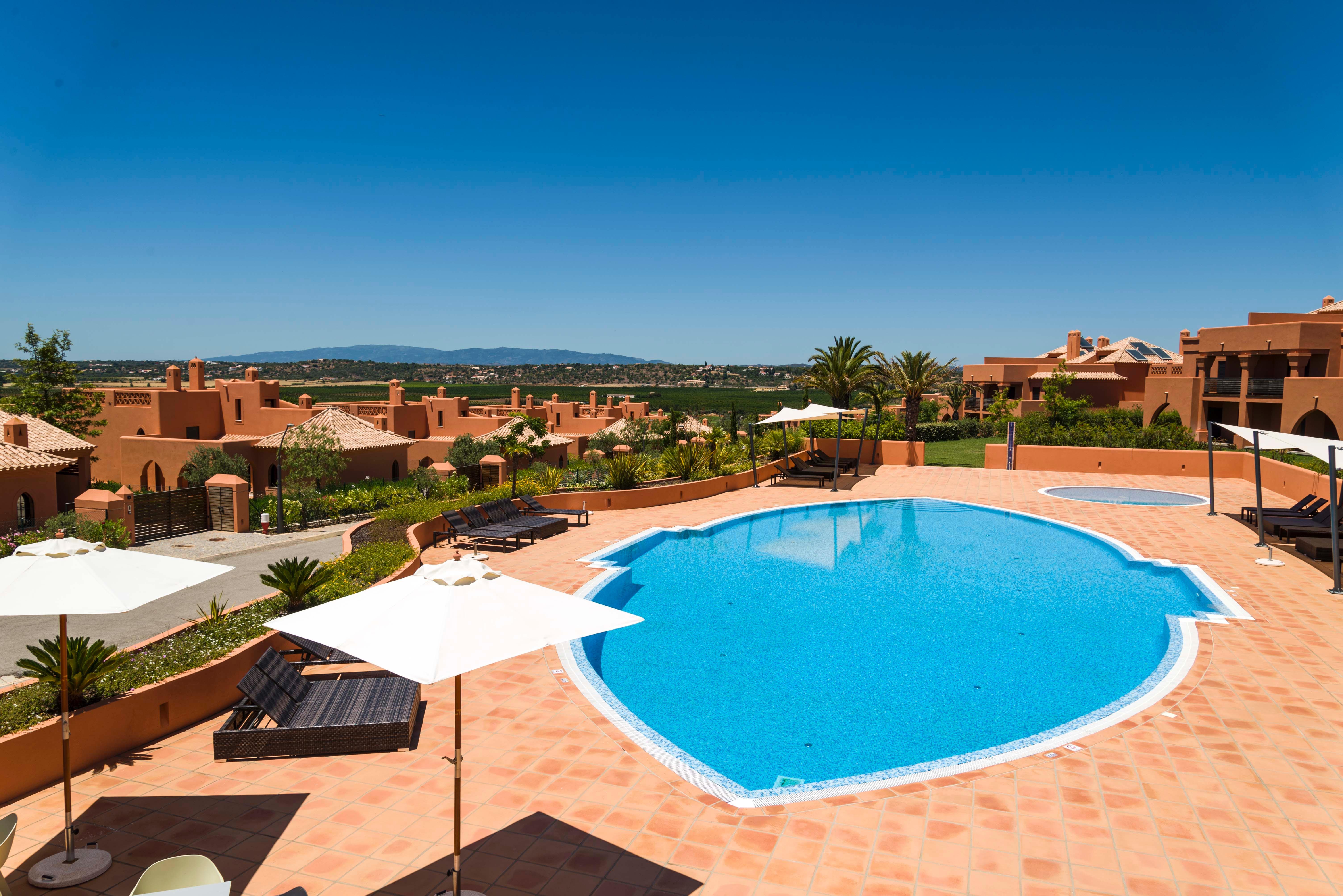Amendoeira Golf Resort - Apartments And Villas 실베스 외부 사진